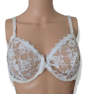 Lejaby French made lace bra size 38C